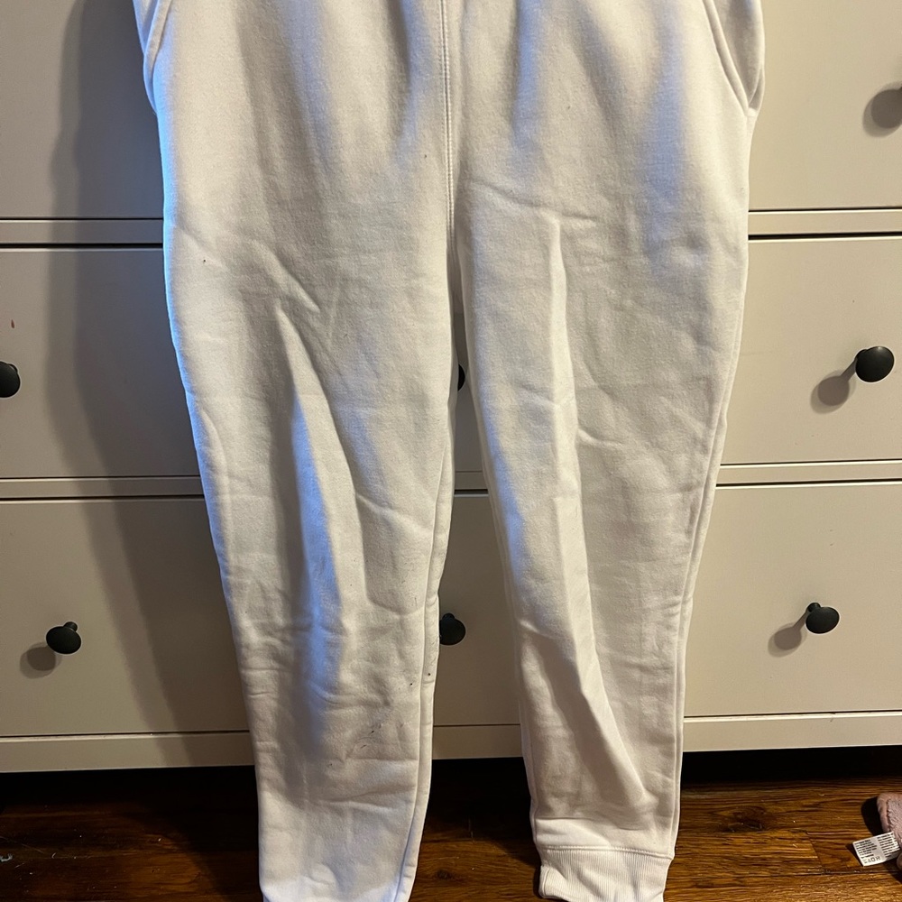 White joggers